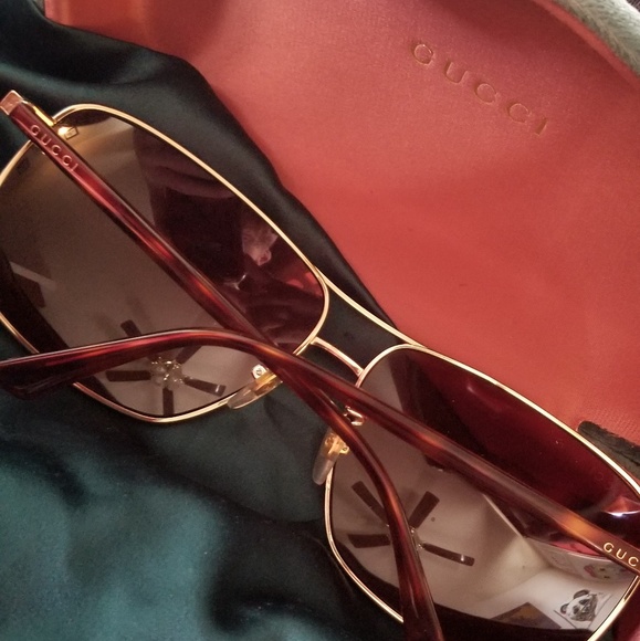 Authentic gucci sunglasses - Picture 1 of 2